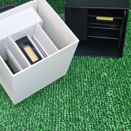 Applique da parete LED COB 12 watt per esterno impermeabile IP55 luce fredda calda naturale 6000k 3000k 4000k lampada doppia emissione luminosa UP & DOWN - enzoled