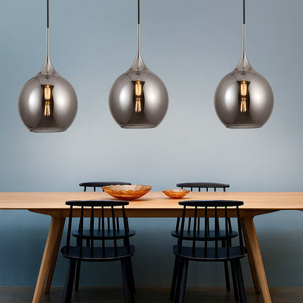 Lampadario a sospensione di design con sfera in vetro attacco E27