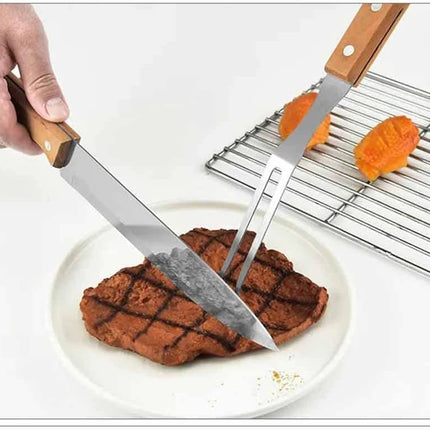 Kit barbecue 3 utensili coltello e forchettone in acciaio pennello con setole in silicone per grill carne baciata manico in legno attrezzi da cucina - enzoled
