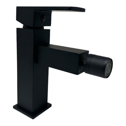 Rubinetto per bagno ultra moderno di forma quadrata miscelatore orientabile per bidet nero opaco modello Firenze - enzoled