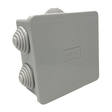 Scatola di derivazione quadrata box con coperchio a pressione 6 passacavi tenuta stagna IP44 80xx80x40 mm - enzoled