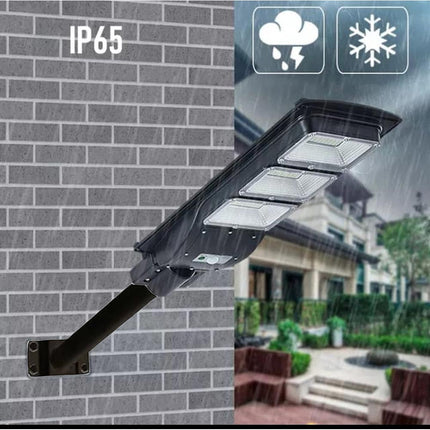 Faro 150 led con pannello solare 90 watt armatura stradale con sensore di movimento crepuscolare telecomando IP65 palo in omaggio - enzoled