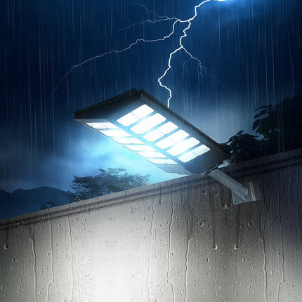 Lampione faro pannello solare 2400W con palo sensore di passaggio IP66