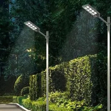 Faro stradale lampione a led con pannello solare 1500 watt con palo da 45 cm sensore crepuscolare e di movimento telecomando IP65 6500k - enzoled