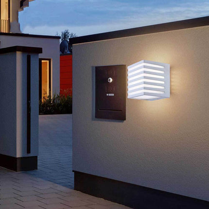 Applique da muro per esterno a led 10 watt lampada decorativa a strisce cubo bianco da parete per facciata balcone terrazzo IP54 - enzoled