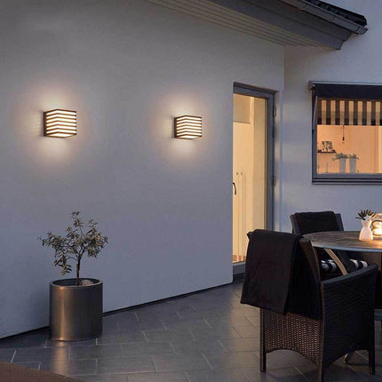 Applique da muro per esterno a led 10 watt lampada decorativa a strisce cubo nero da parete per facciata balcone terrazzo IP54luce fredda 6500k calda 3000k naturale 4000k - enzoled