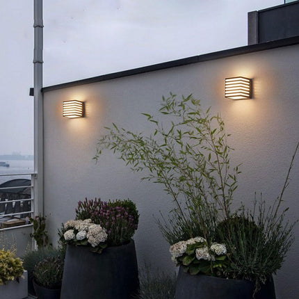 Applique da muro per esterno a led 10 watt lampada decorativa a strisce cubo nero da parete per facciata balcone terrazzo IP54luce fredda 6500k calda 3000k naturale 4000k - enzoled