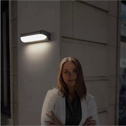 Applique lampada led per esterno 12 watt plafoniera per balconi terrazzi nera luce bianca fredda 65000k calda 3000k naturale 4000k IP65 - enzoled