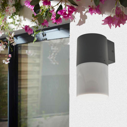 Applique da esterno da parete lampada da muro per balconi terrazzi attacco E27 IP54  bianco o grigio - enzoled