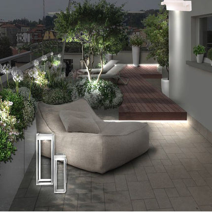 Applique da parete per esterno 21 watt tecnologia cct 3 tonalità di luce lampada da muro inclinabile a led IP65 - enzoled