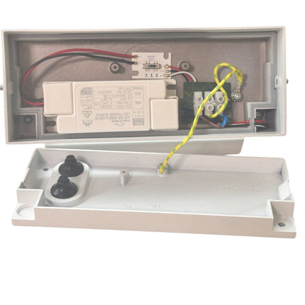 Applique da parete per esterno 21 watt tecnologia cct 3 tonalità di luce lampada da muro inclinabile a led IP65 - enzoled