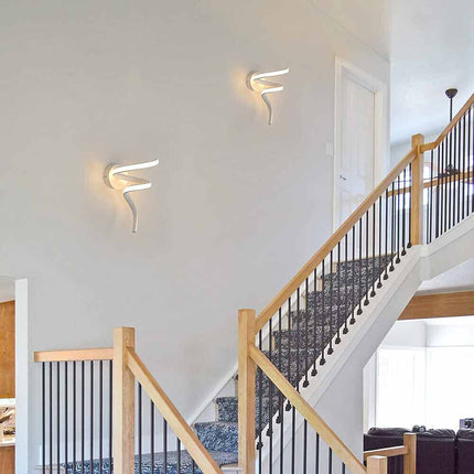 Applique a led curvo 10 watt lampada da parete stilizzata tre colorazione di luce calda fredda - enzoled
