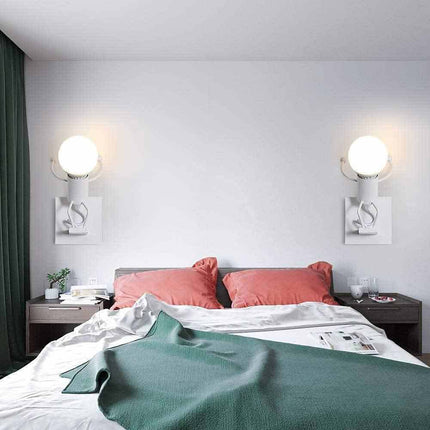 Applique da parete decorativo a forma di omino lampada da muro in metallo attacco E27 arredo casa - enzoled