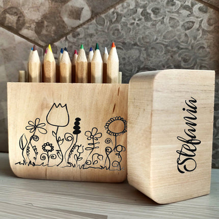 Astuccio in legno con 12 pastelli colorati scatola portapastelli con temperamatite personalizzabile decoupage - enzoled