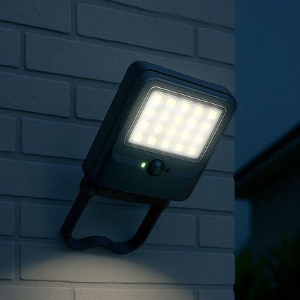 Faro solare 50 watt con sensore crepuscolare luce fredda IP65 enzoled