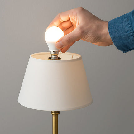Lampadina led a sfera 6 watt E14 luce fredda calda naturale enzoled