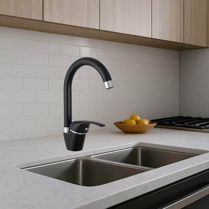 Rubinetto da cucina canna alta orientabile moderno nero opaco