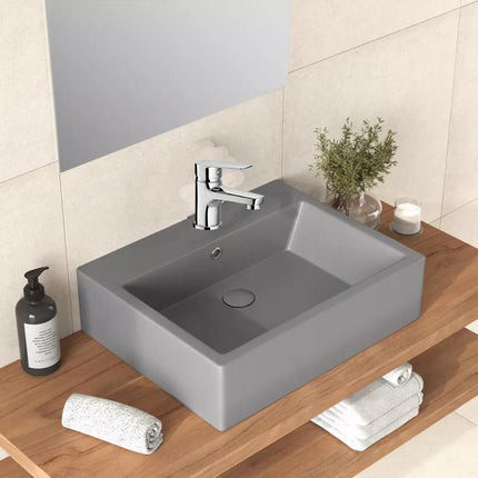 Rubinetto per bagno moderno miscelatore orientabile quadrato per lavabo  in ottone cromato lucido modello Cube - enzoled
