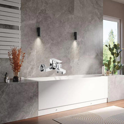 Rubinetto per bagno moderno quadrato miscelatore orientabile per vasca in ottone cromato lucido modello Shape - enzoled