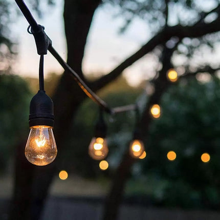 Catena luminosa per esterno con 10 portalampada per lampadine E27 prolungabile impermeabile IP65 10 metri bianca o nera - enzoled