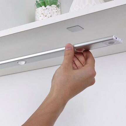 Sottopensile ultra slim a led cob 20 30 40 60 cm plafoniera ricaricabile usb magneica con sensore di movimento - enzoled