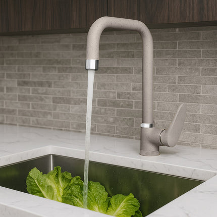 Rubinetto da cucina canna alta quadrata orientabile colore avena