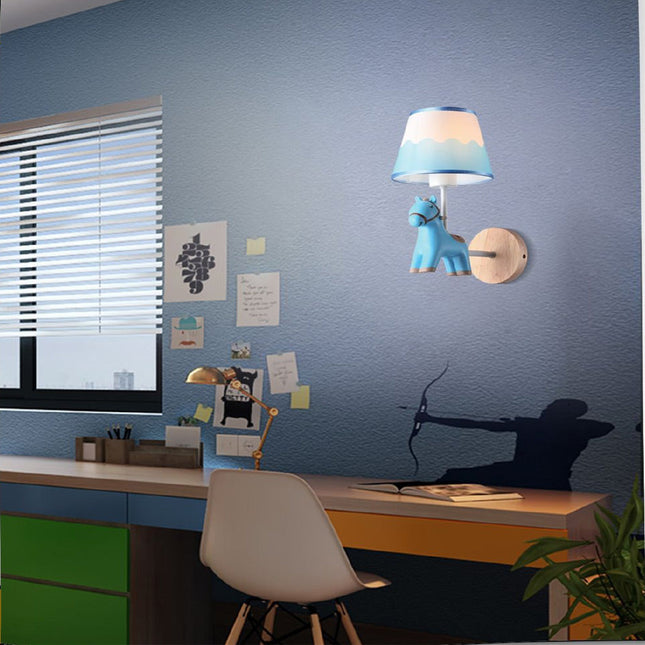 Lampada da parete per cameretta applique a muro a forma di cavallo in resina lume E27 - enzoled