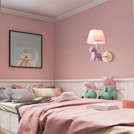 Lampada da parete per cameretta applique a muro a forma di cavallo in resina lume E27 - enzoled