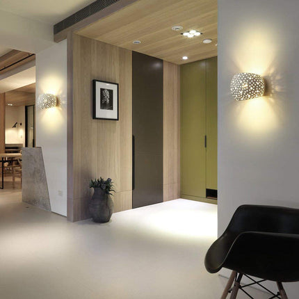 Applique da parete in gesso tondo a doppia emissione luminosa up e down verniciabile lampada contemporanee con attacco g9 - enzoled