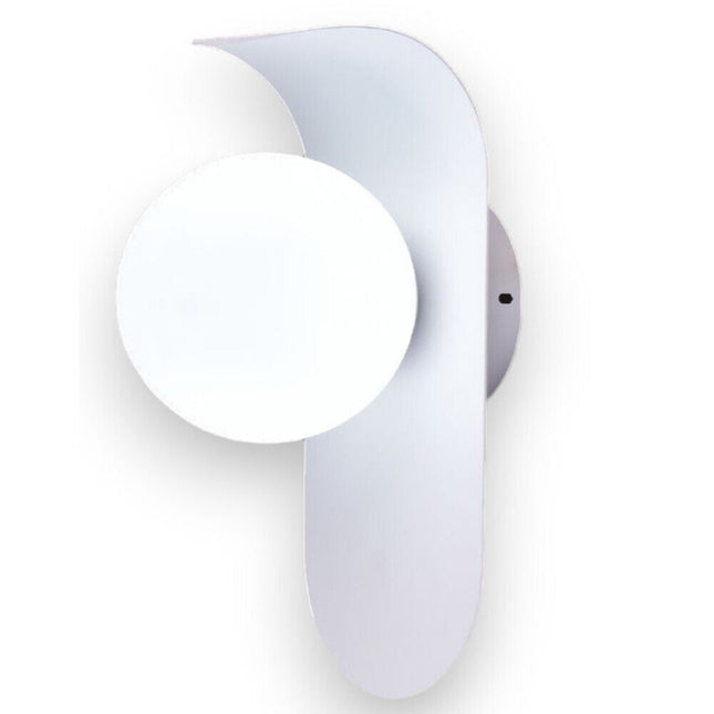 Applique da parete moderno lampada da muro decorativa in metallo bianco con sfera in vetro per camera da letto soggiorno G9 - enzoled